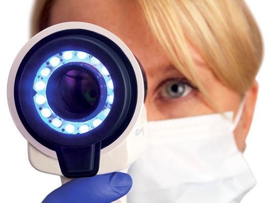 Photo of a woman with a VELscope®
